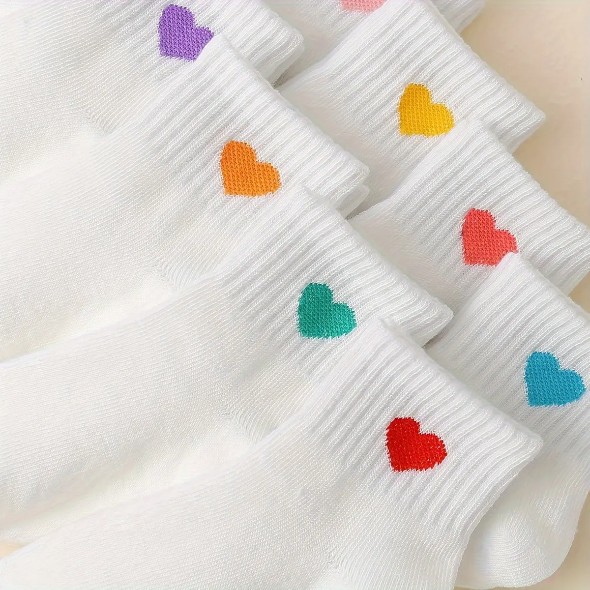 10 Pairs Of Kid's Cute Simple Heart Pattern Crew Socks, Comfy And Breathable Fashion Sport Socks For Daily Wearing