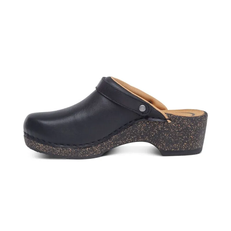 AETREX BECKIE CORK CLOG