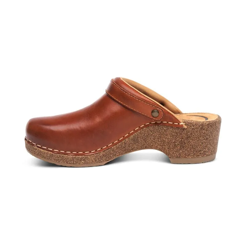 AETREX BECKIE CORK CLOG