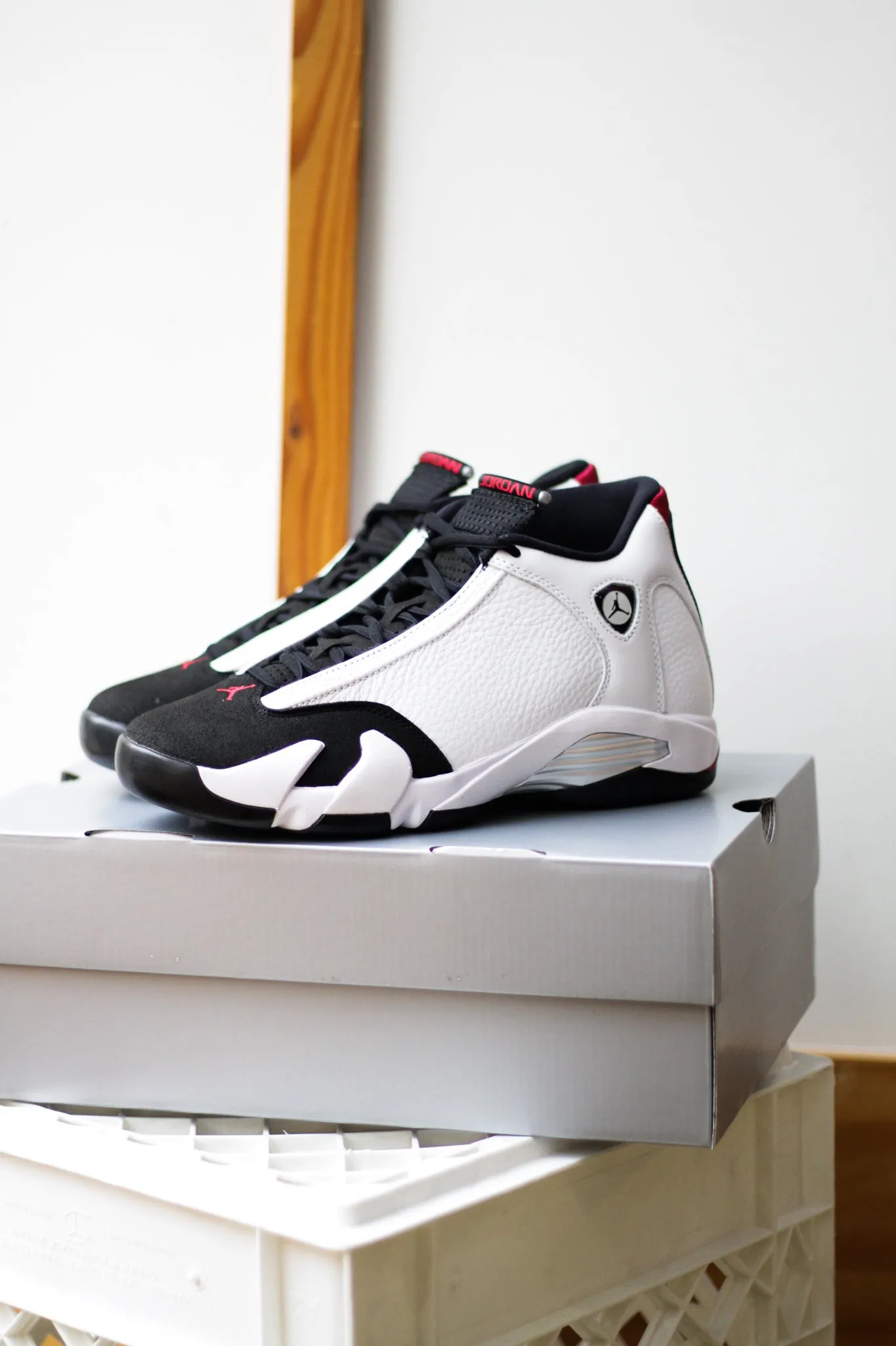 AIR JORDAN 14 RETRO "WHITE/BLACK"