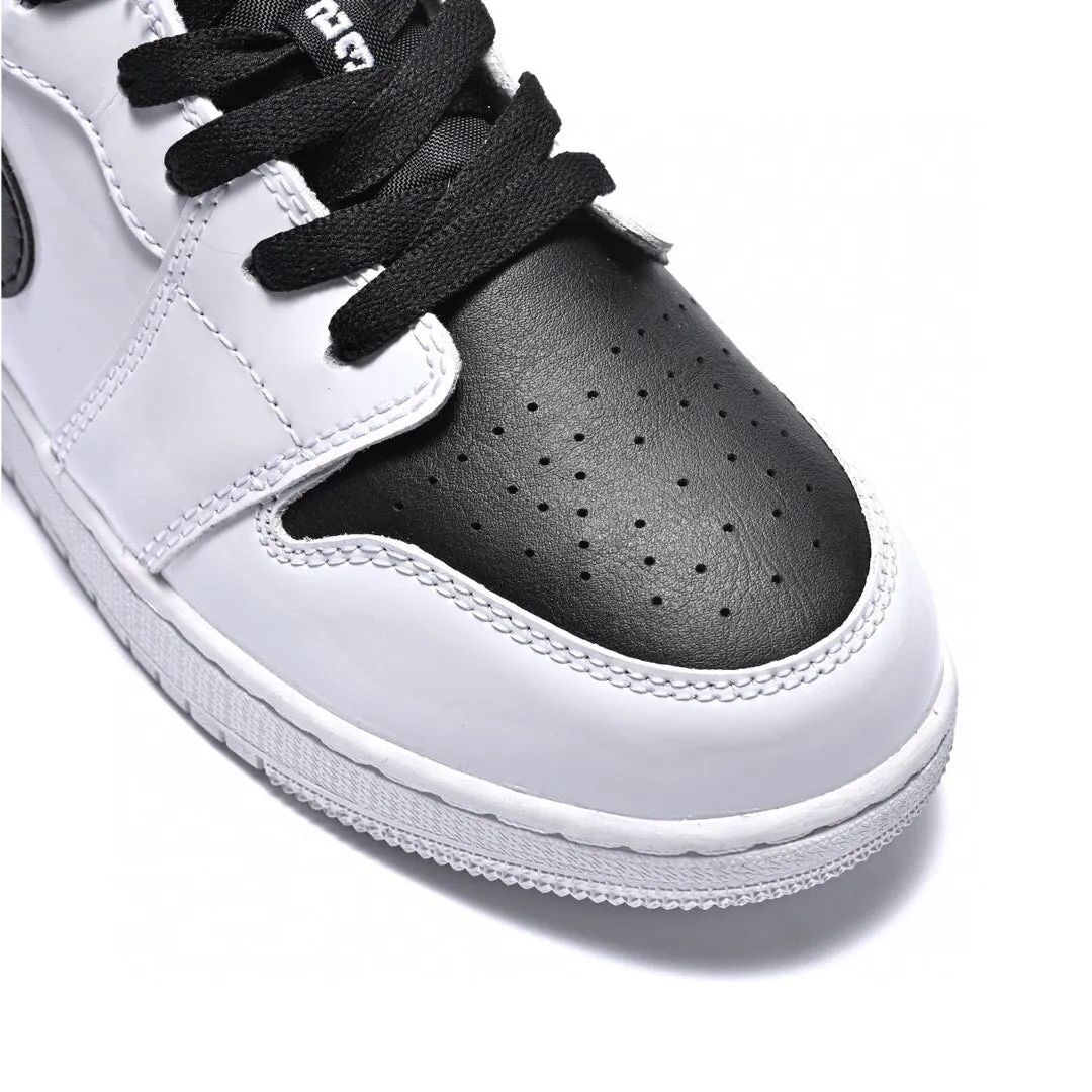 CE - AJ1 low black and white panda