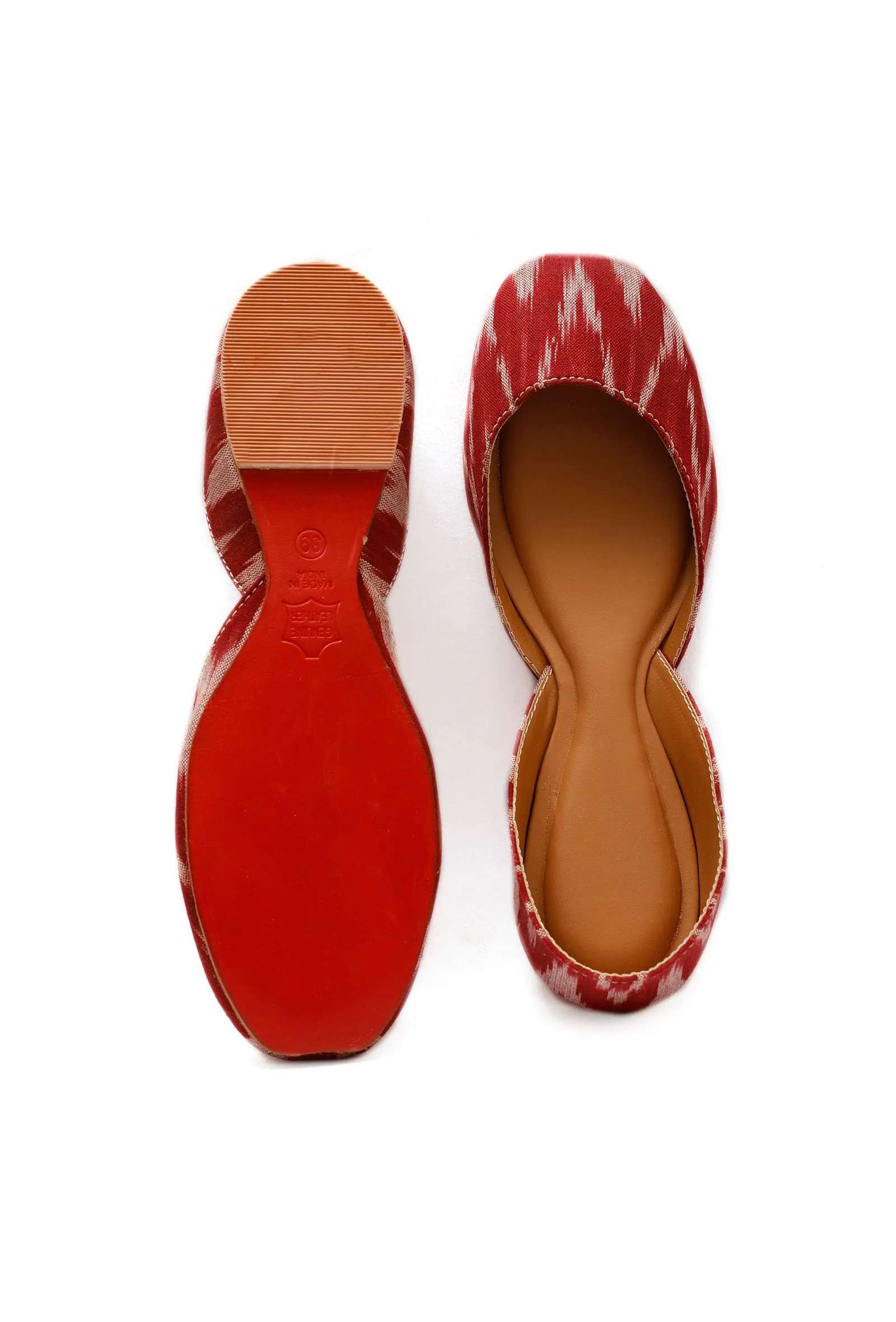 Cherry Red Ikkat Cruelty Free Leather Juttis