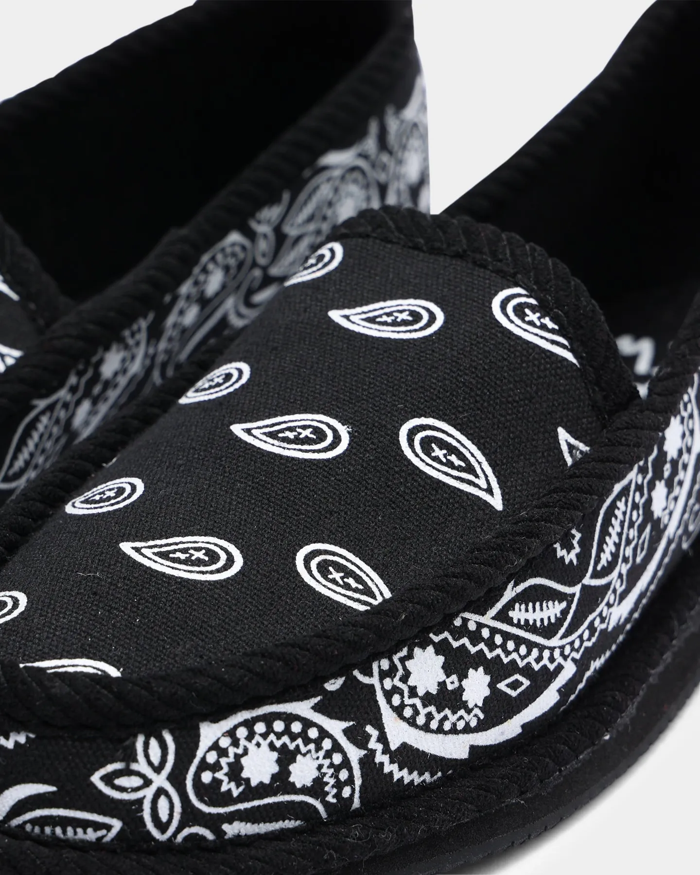 Goat Crew Bandana Slipper Black/White