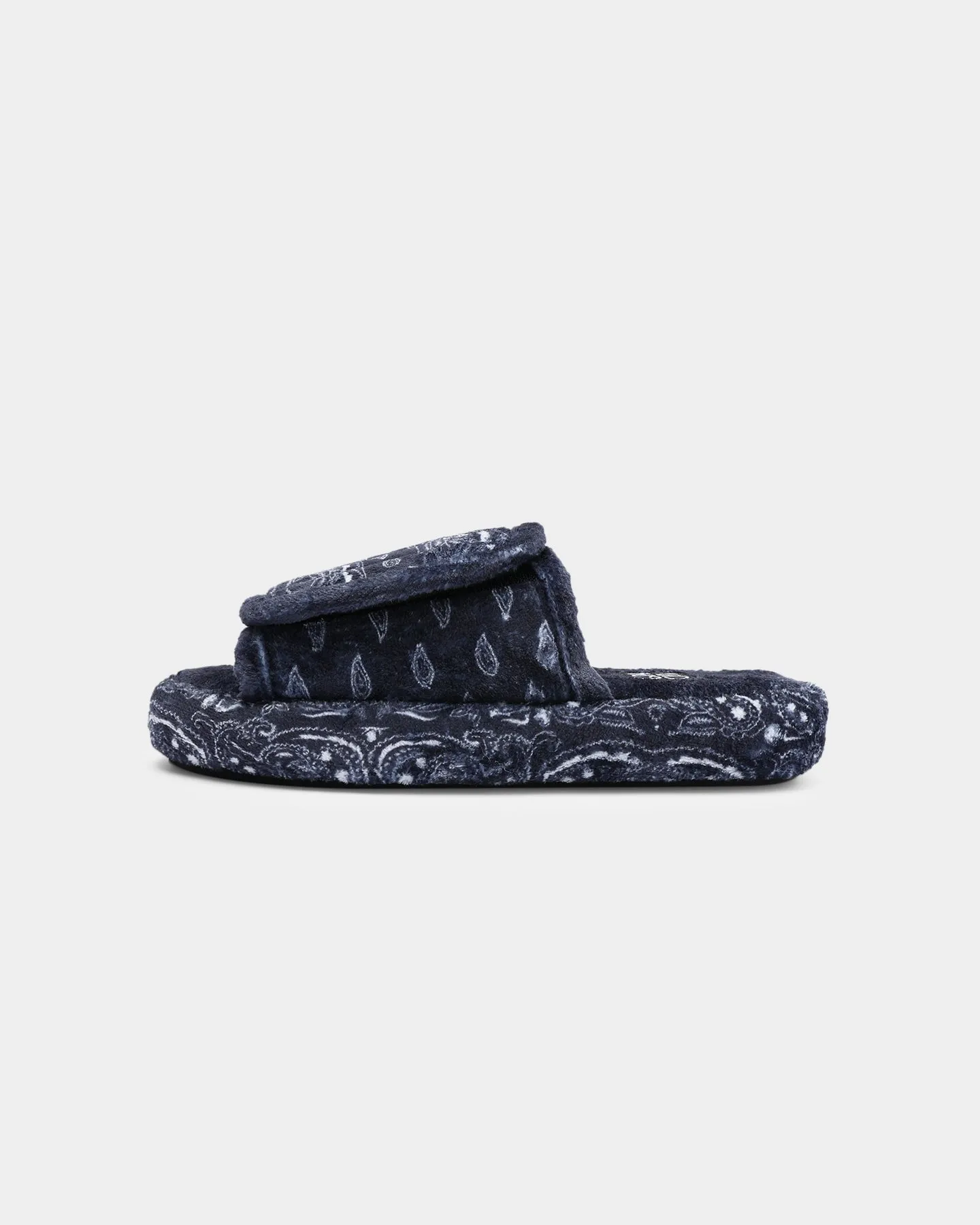 Goat Crew Velcro Paisley Bandana Slipper Black/White