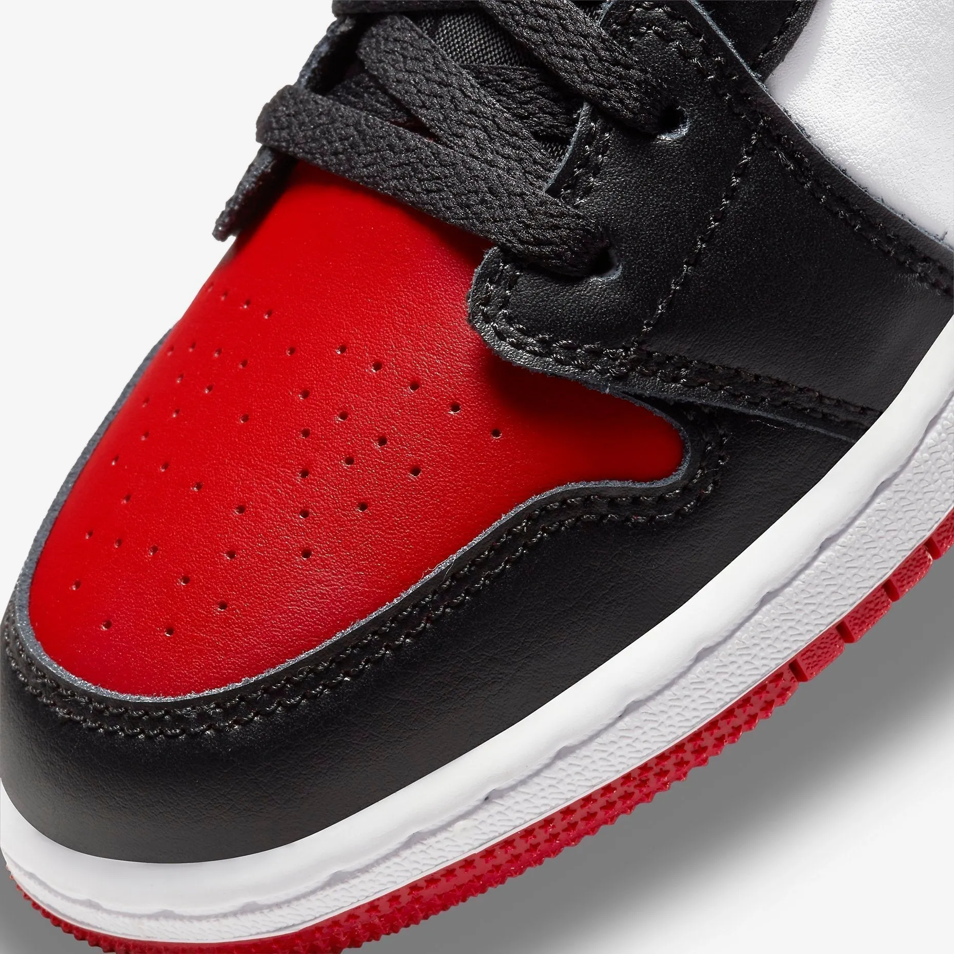 (GS) Air Jordan 1 Low 'Bred Toe' (2021) 553560-612