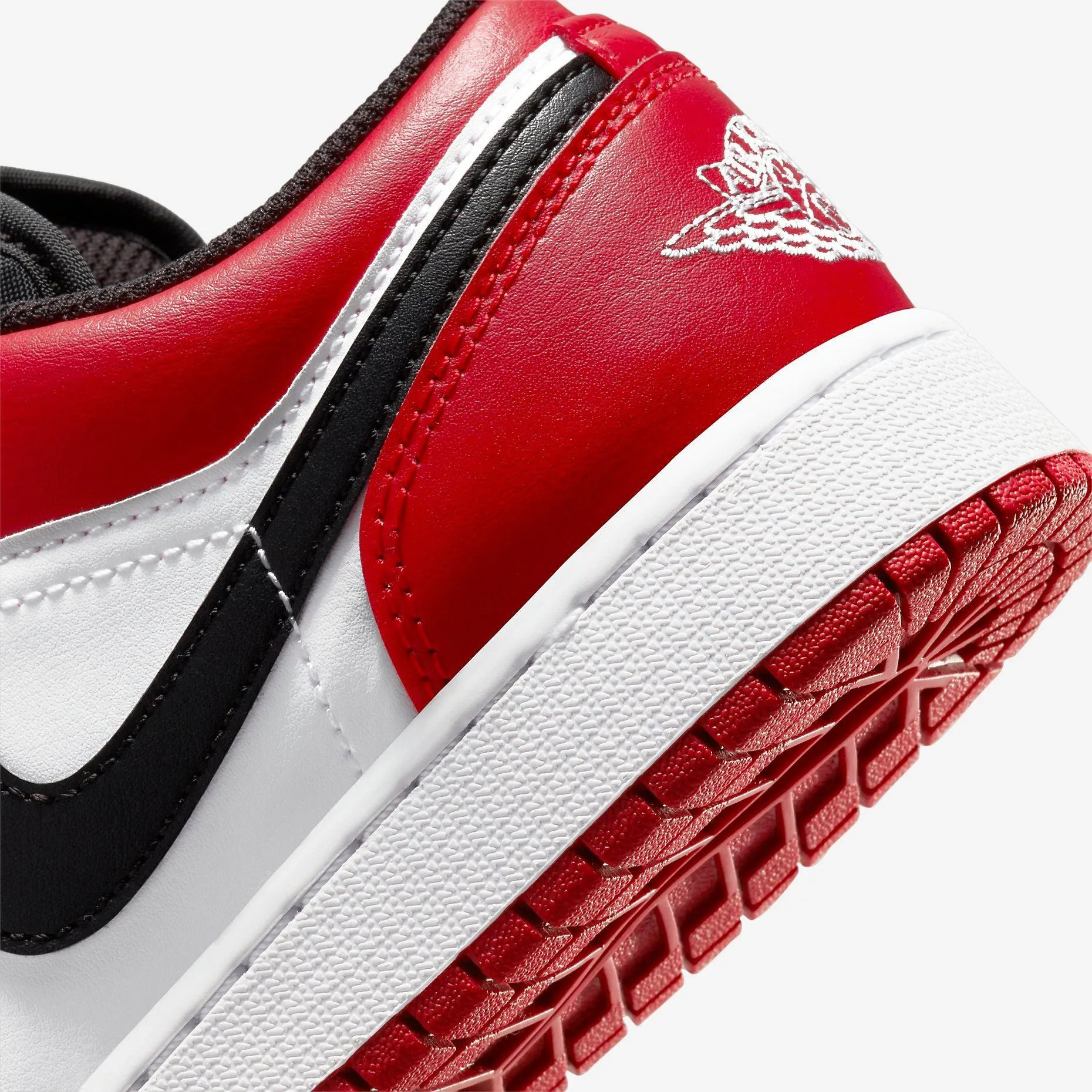 (GS) Air Jordan 1 Low 'Bred Toe' (2021) 553560-612