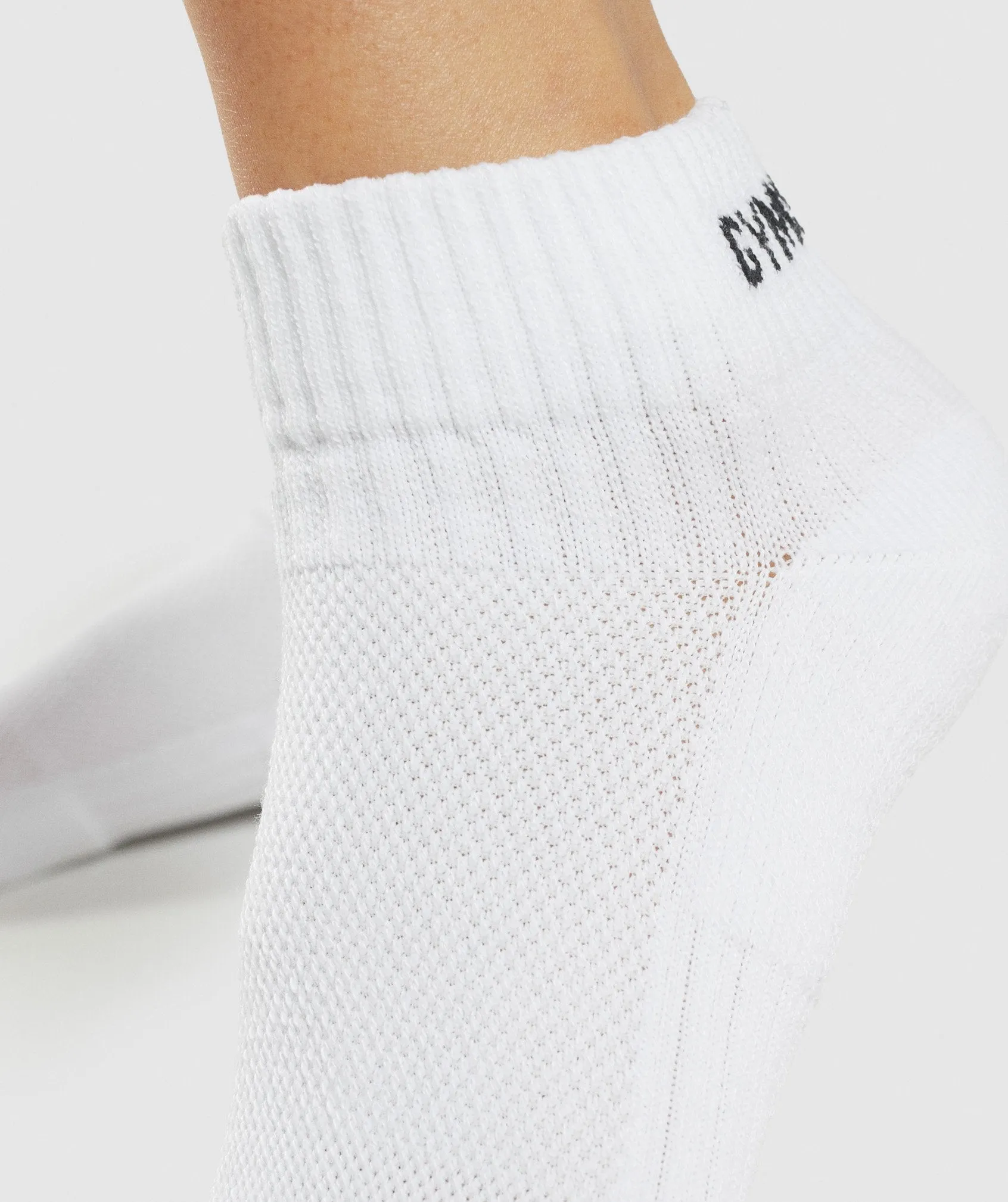 Gymshark Jacquard Quarter Socks 3pk - White