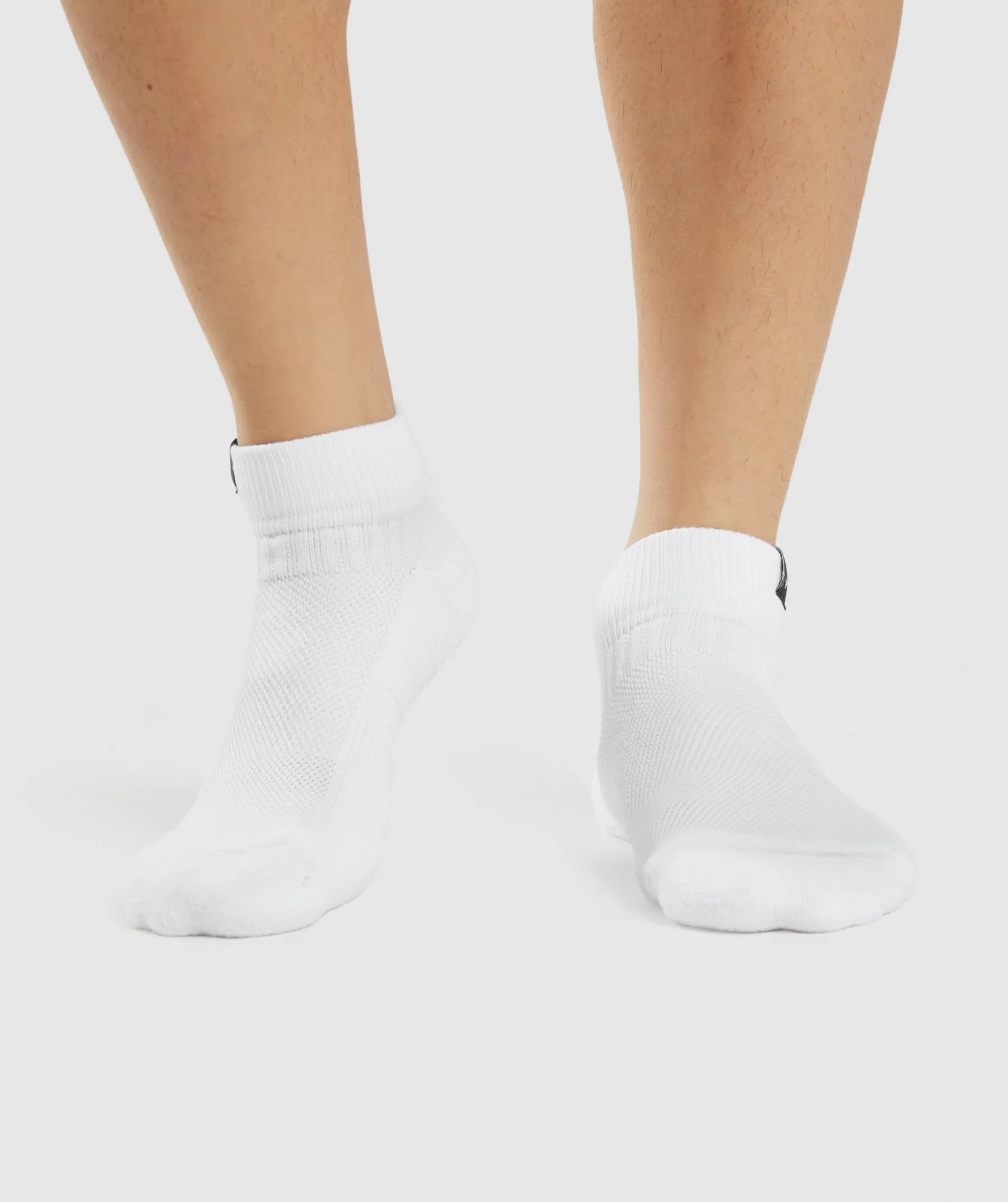 Gymshark Woven Tab Sneaker Socks 3pk - White