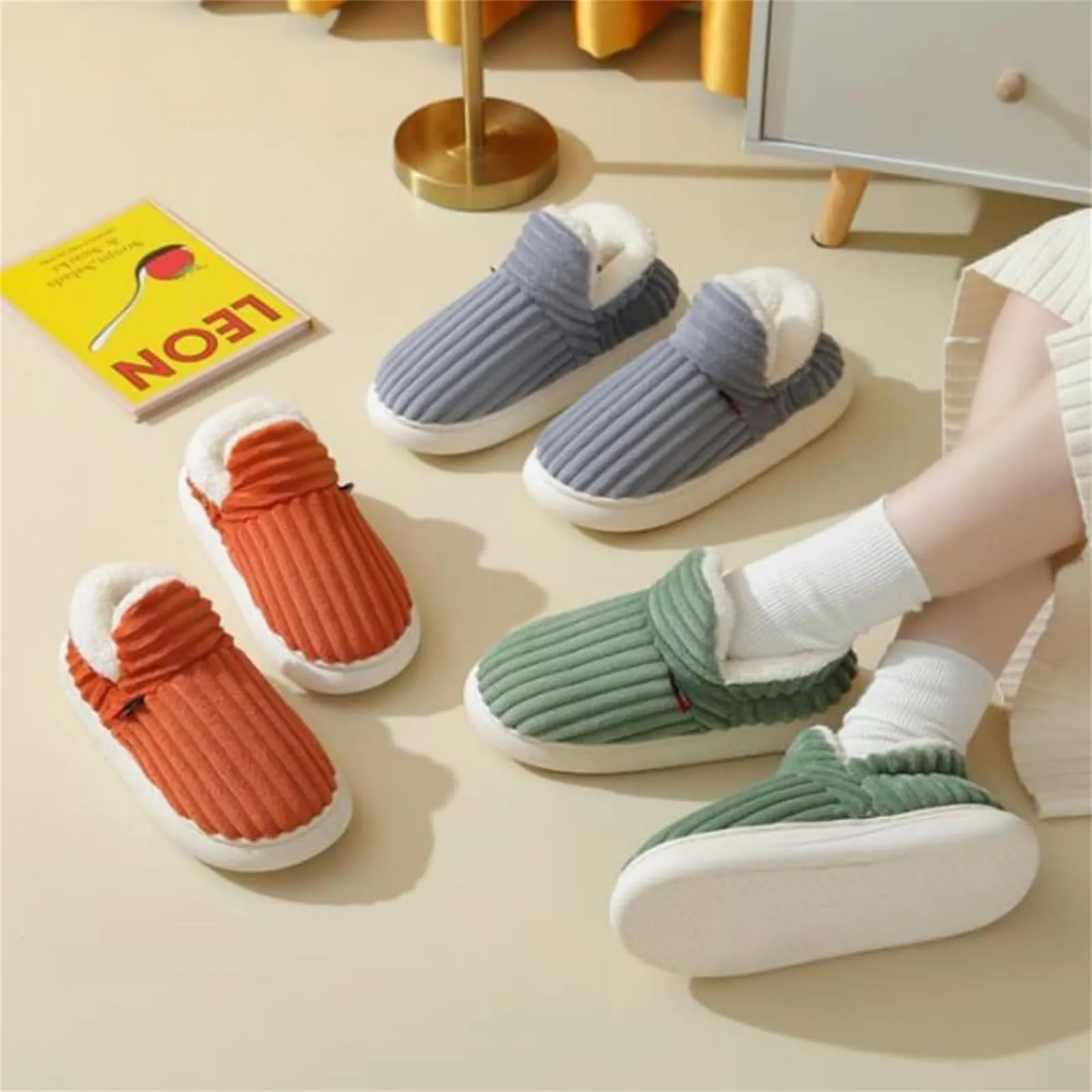 Man Cave X Luxe LSS Christmas Winter Cotton Warm Indoor Outdoor Plush Shoes Fleece Snow Slippers