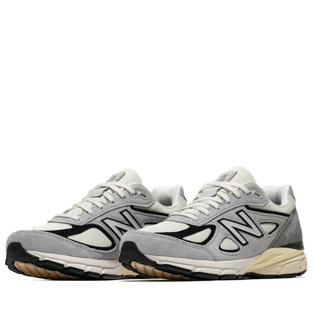 New Balance Made in USA 990v4 - Grey/Black