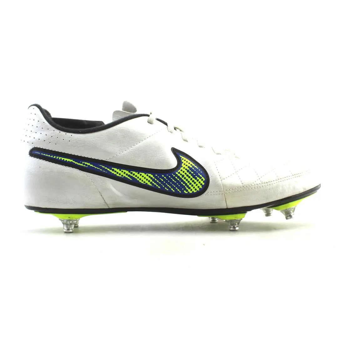 NIKE TIEMPO RIO II