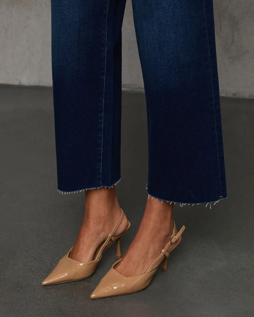 On Edge Cropped Raw Hem Jeans