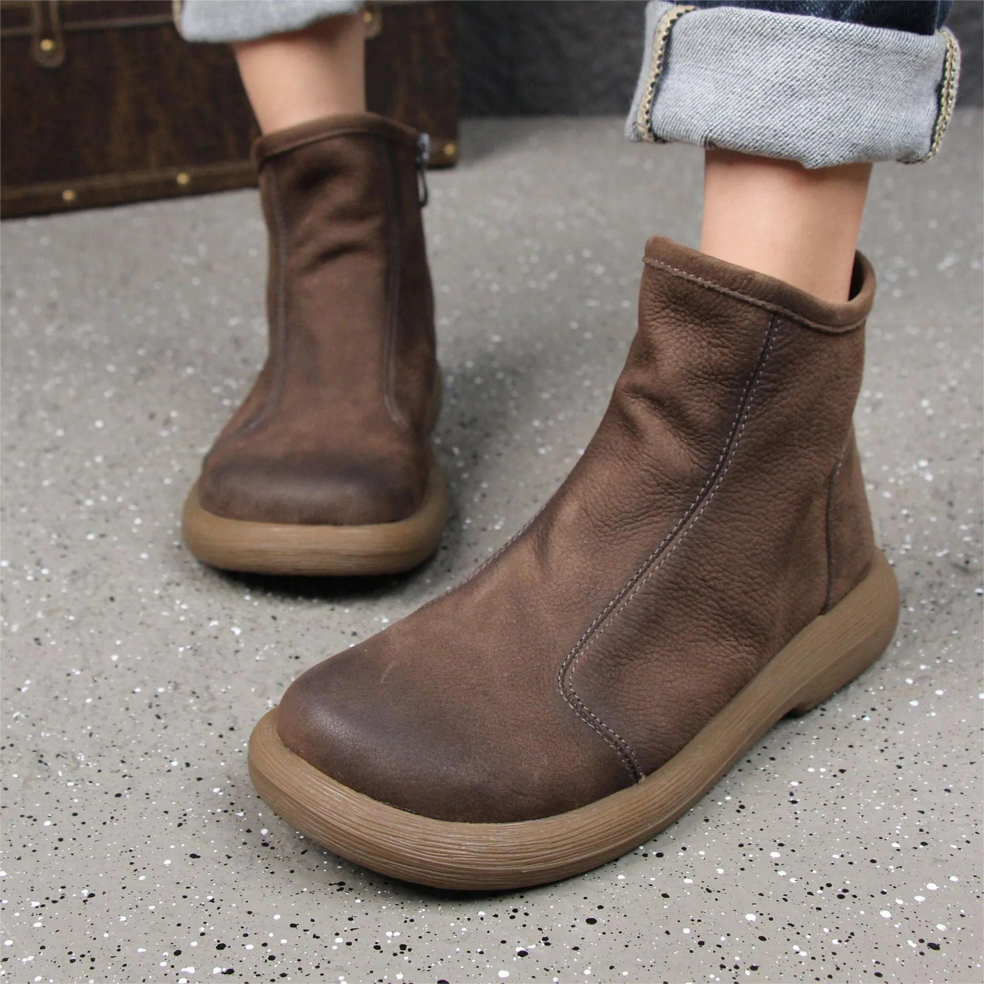 Retro Leather Ankle Boots for Women Flat Shoes Side Zipper in Gray/Coffee