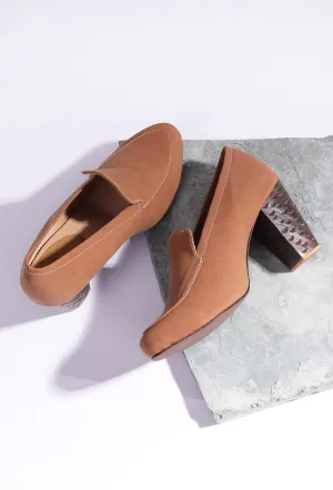 Sienna Brown Cruelty-Free Leather loafers With Carved Heels