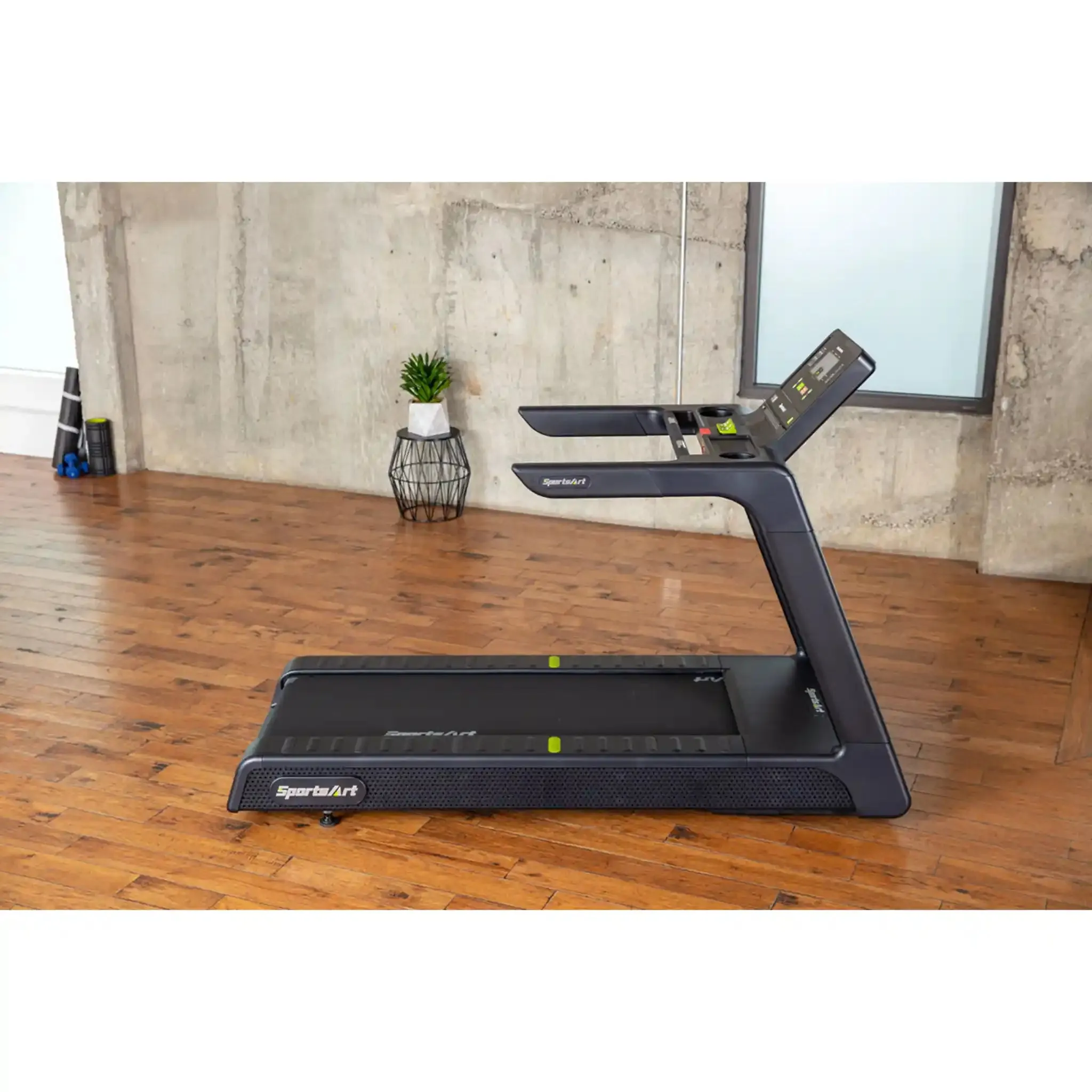 SportsArt T674 Elite Eco-Natural Treadmill