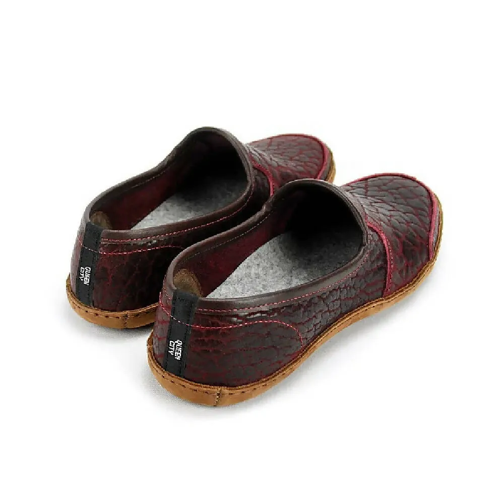 Vermont House Shoes: Loafer - Chili