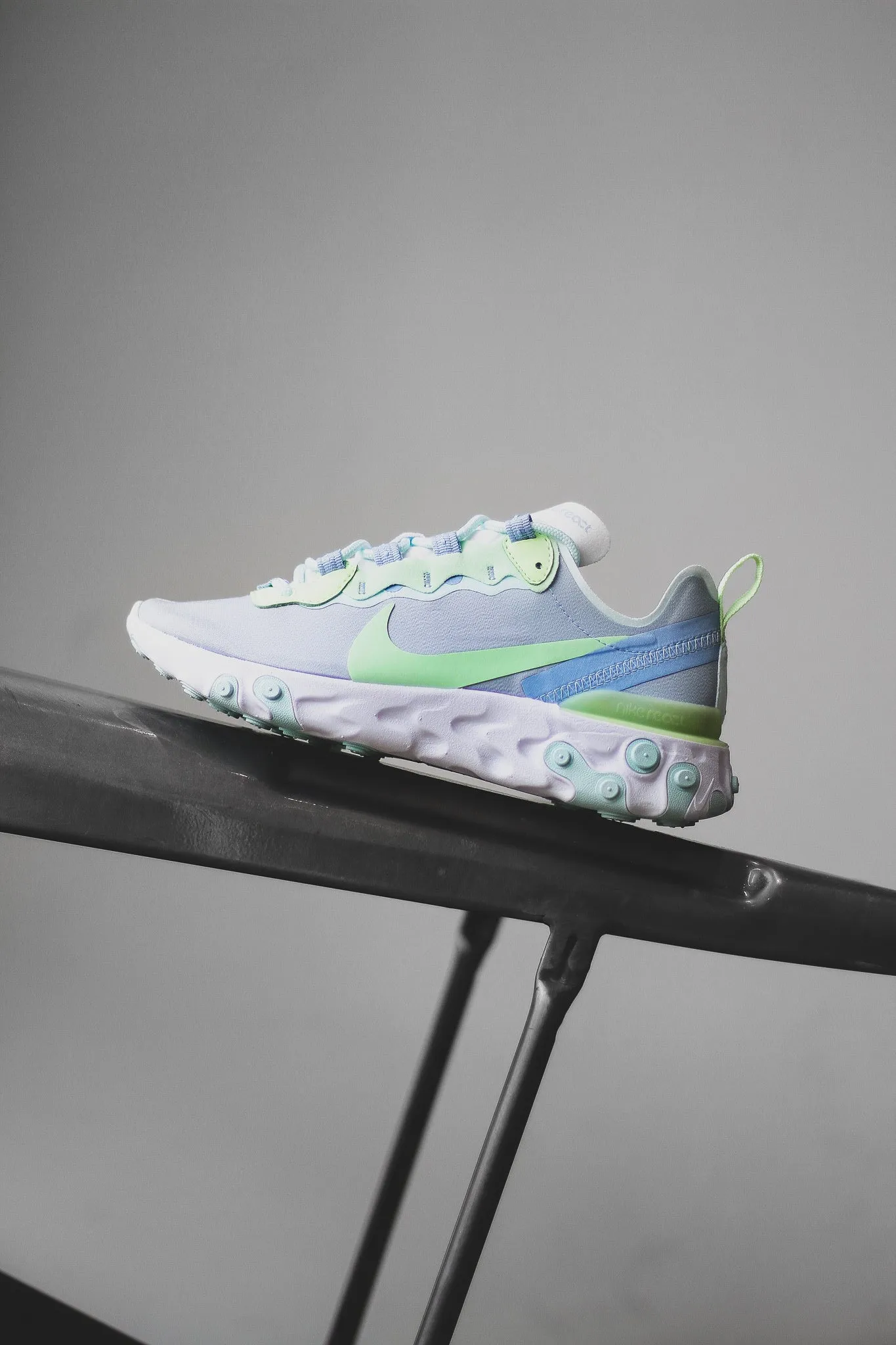 W REACT ELEMENT 55 "FROSTED SPRUCE"