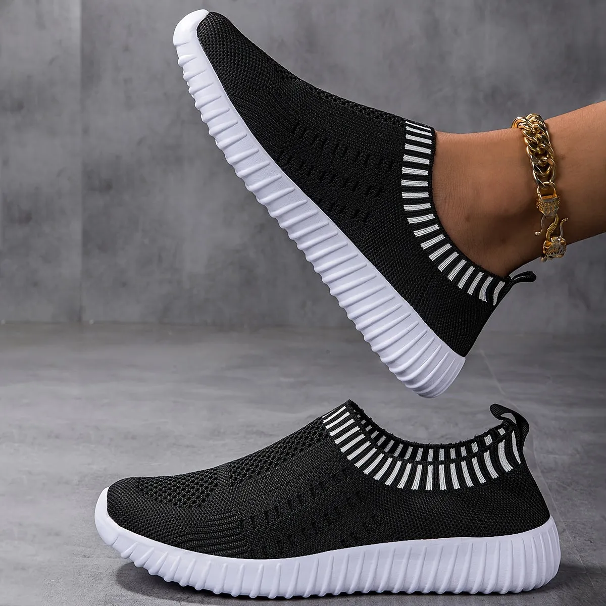 Women's Knit Sneakers, Breathable Lace-Up Outdoor Shoes (Plus Size)