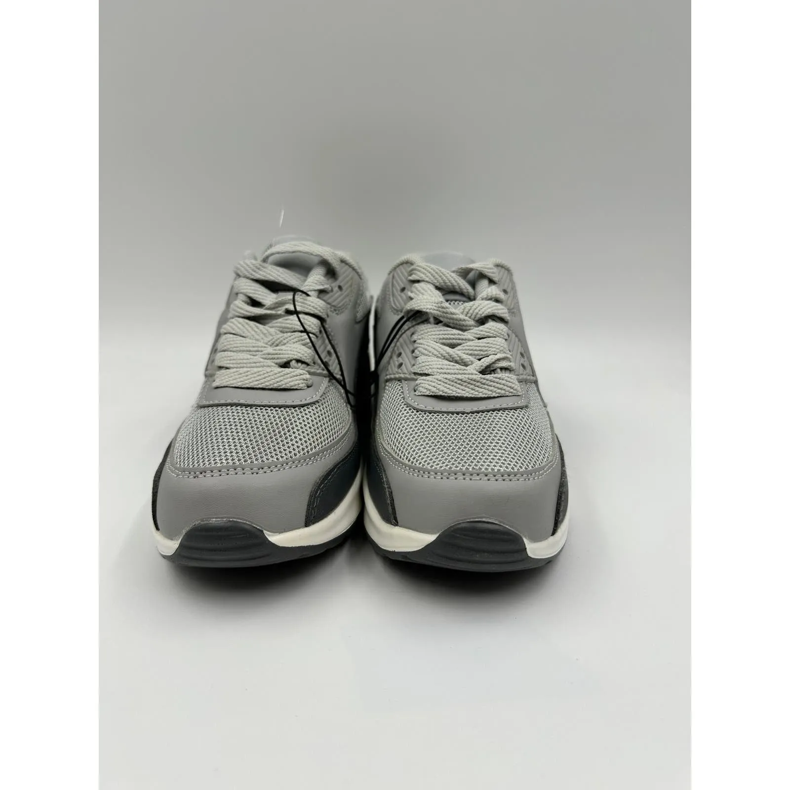 Women's Size 5.5, Gray Sneaker with Air Sole for Ultimate Support